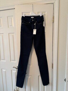 New with Tags: Good American jeans